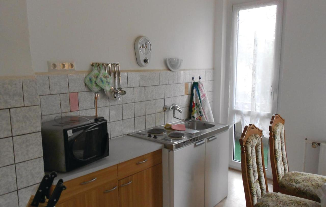 Lovely Apartment In Waren-Mueritz With Kitchen Waren (Mueritz) Exterior foto